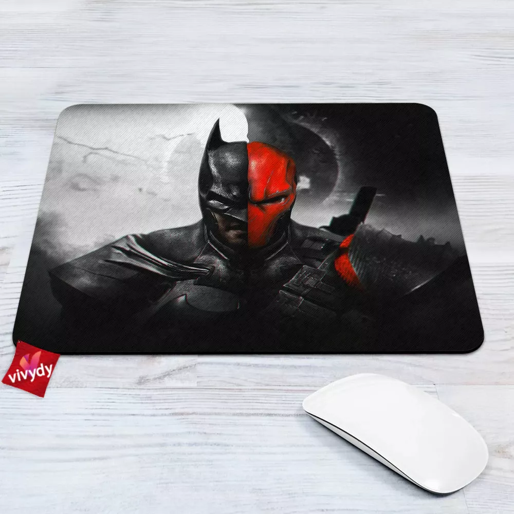 Batman Vs Deathstroke Mouse Pad