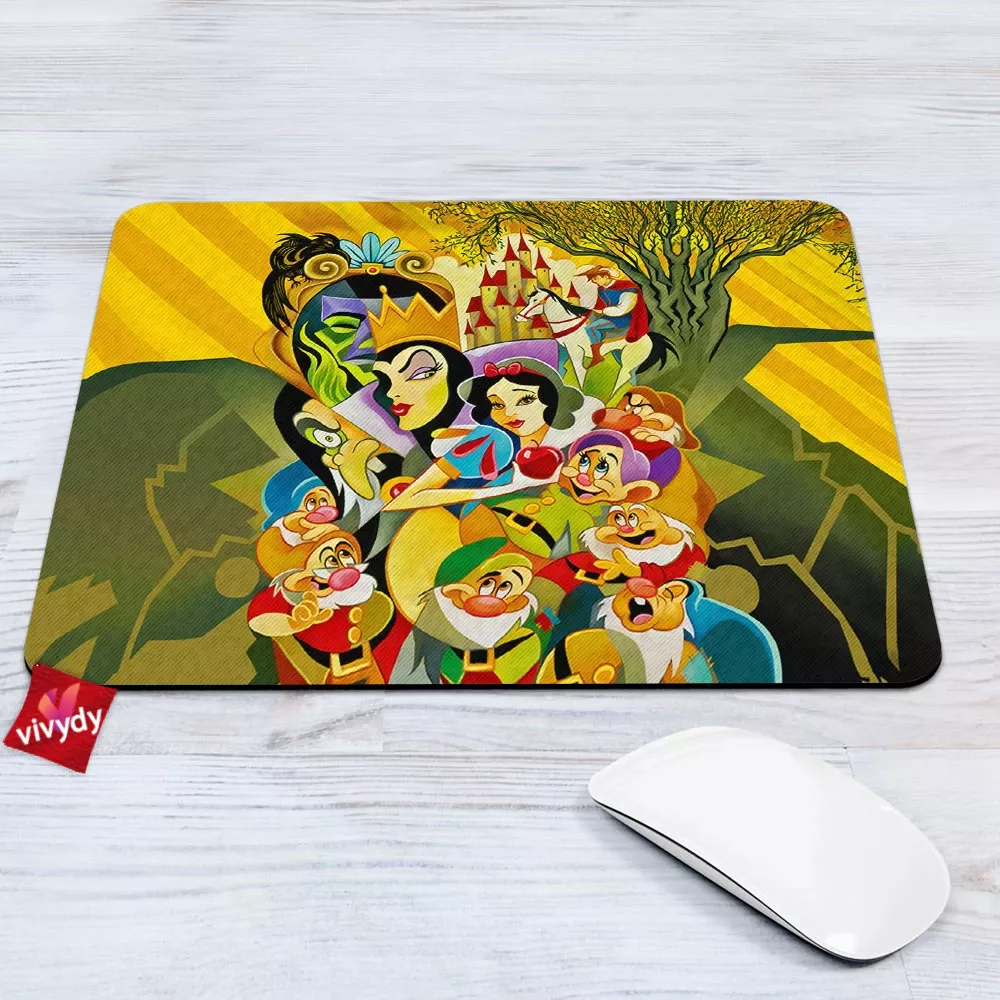 Snow White and the Seven Dwarfs Mouse Pad